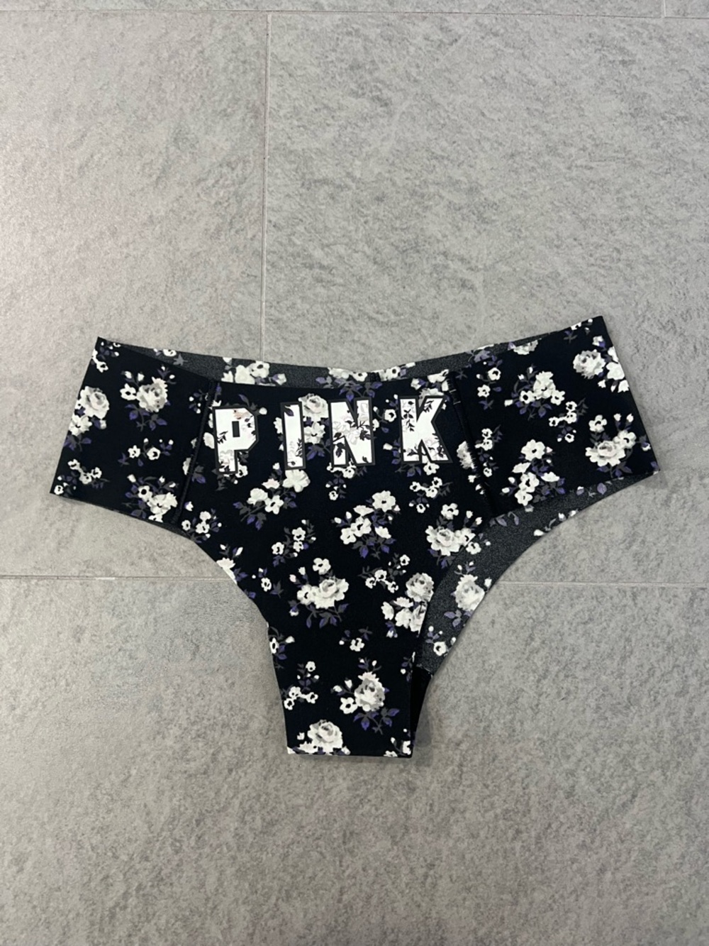 NWT PINK Victoria's Secret No-Show Cheekster Panty in Black/White Floral - Picture 2 of 5
